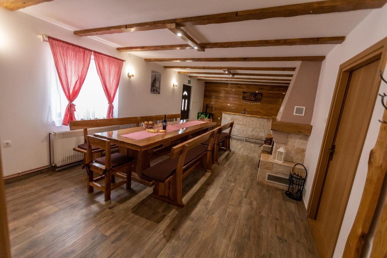 Apartmani Lara Modrus-Kuca Za Odmor Luaran gambar